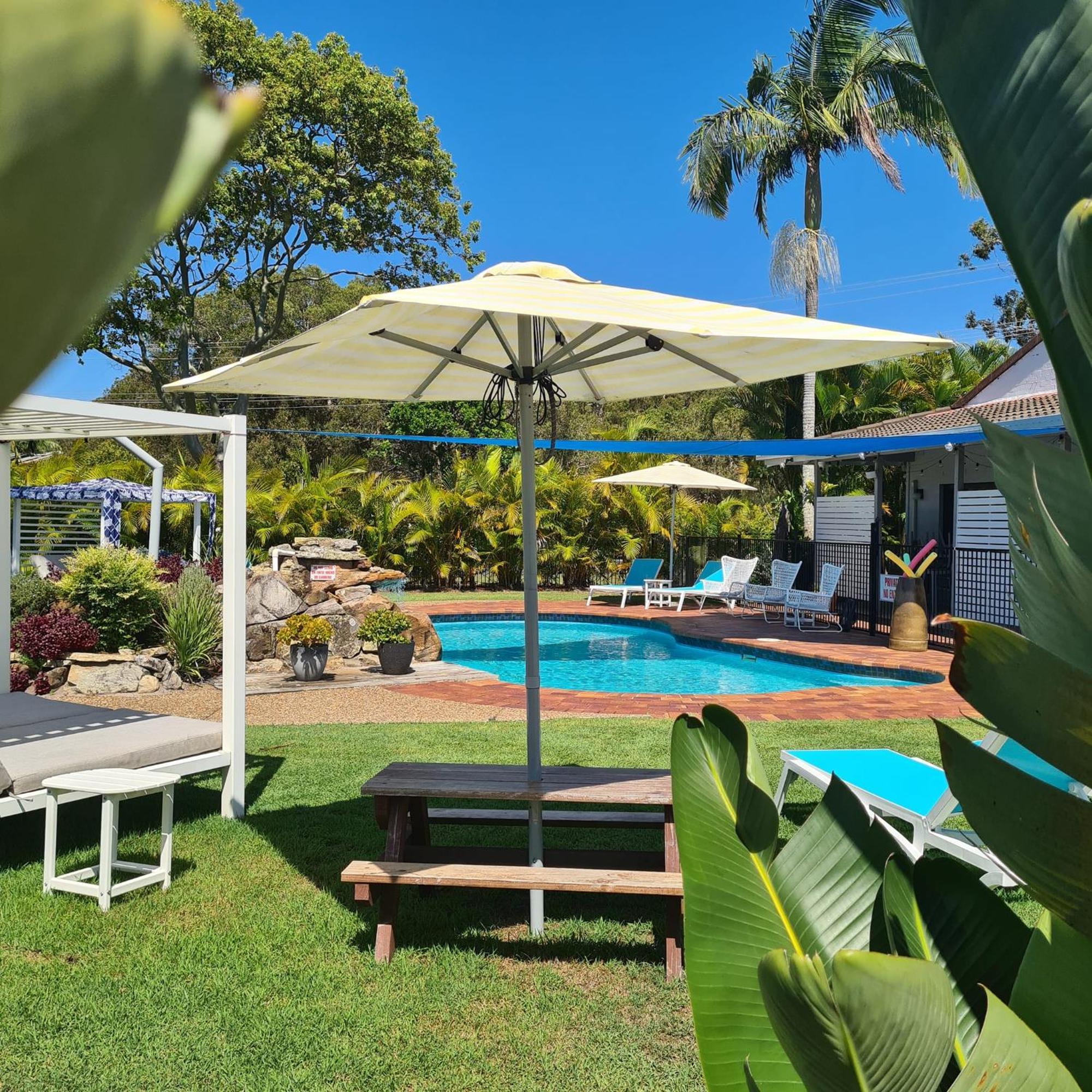 Motel The Carmel Yamba Esterno foto