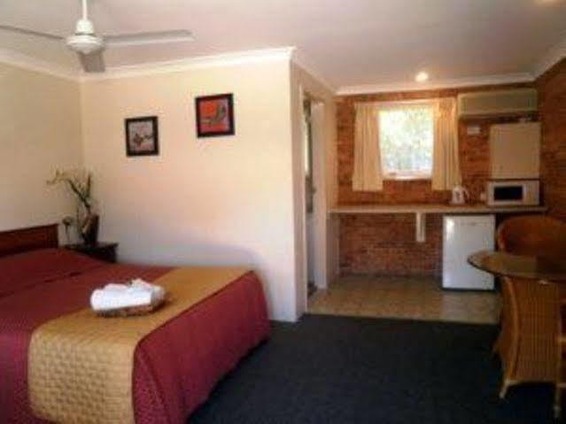 Motel The Carmel Yamba Esterno foto