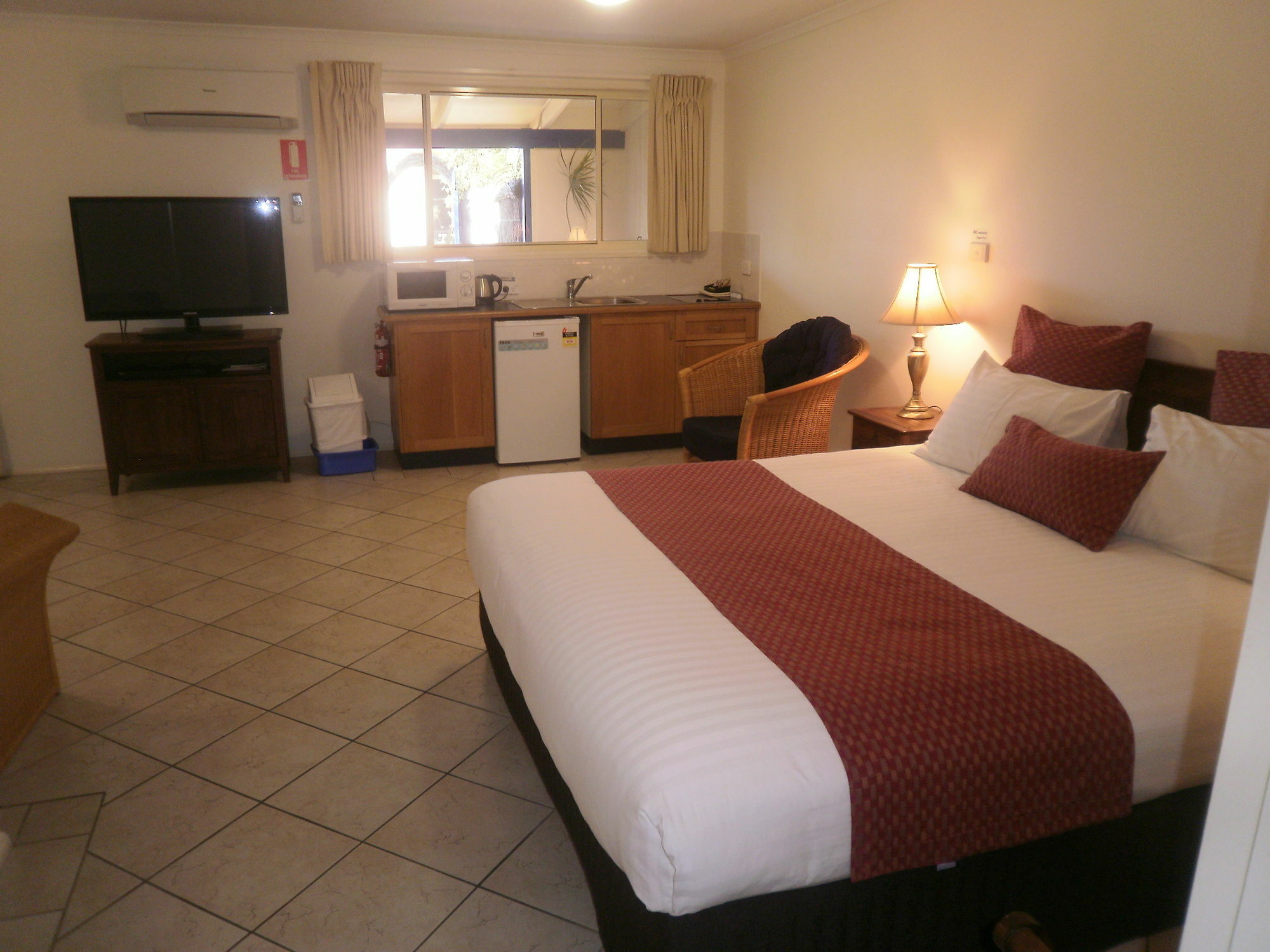 Motel The Carmel Yamba Esterno foto